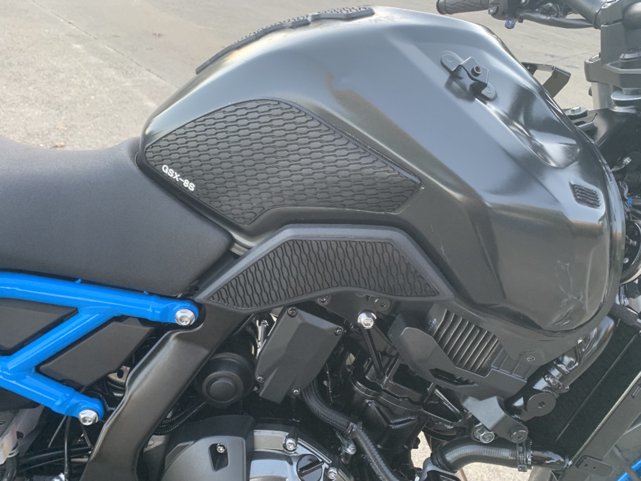 2023 SUZUKI GSX-8S